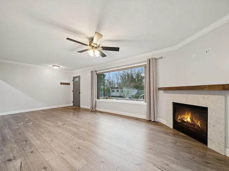 1831 SW Evans St — Photo 8
