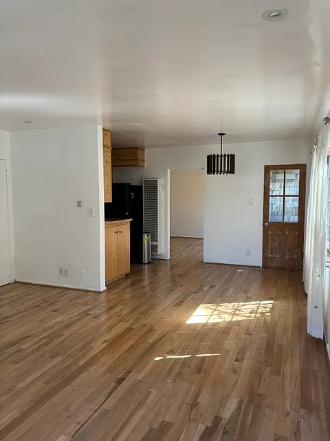 1 bed, 800 sqft, $2,500 — Photo 3