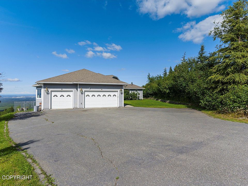 10341 Stroganof Dr, Anchorage, AK 99507 | MLS #25-10407 | Zillow