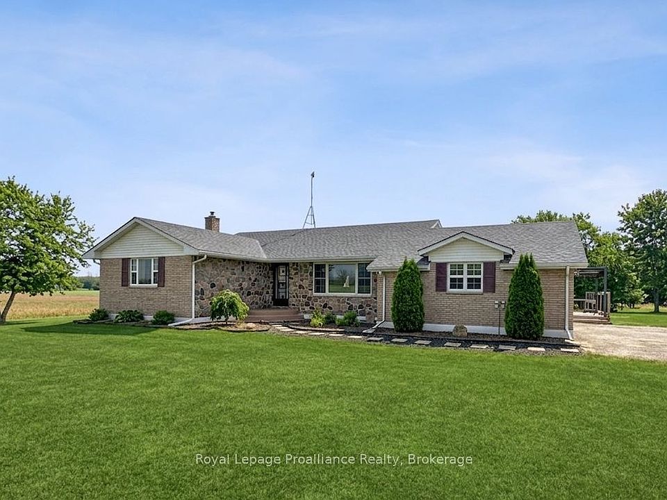 1st image of 305 Valley Rd