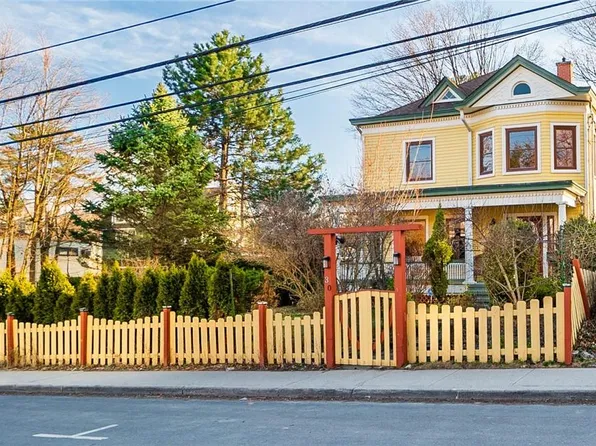 30-32 Mill Hill Road, Woodstock, NY 12498