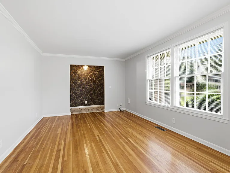 2614 Edge O Lake Dr — Photo 16