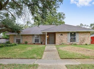 12451 Parkwood Dr, Baton Rouge, LA 70815