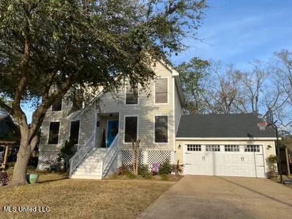 4524 Shadow Wood Cir, Pascagoula, MS 39581
