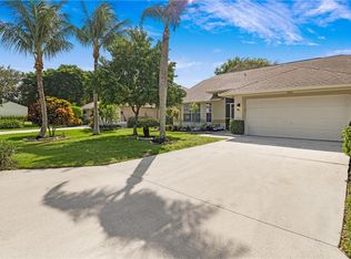 748 Belville Blvd, Naples, FL 34104