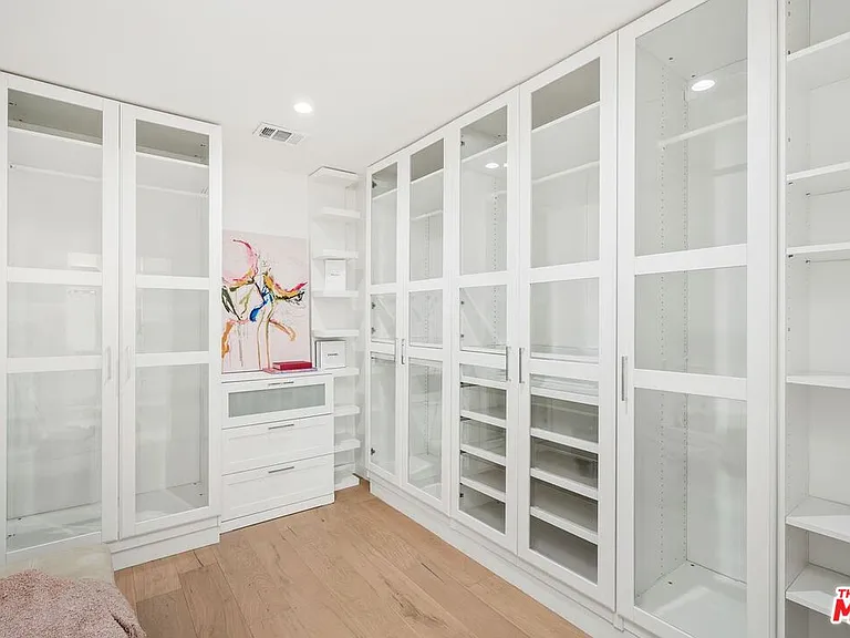 4545 Balboa Ave — Photo 34