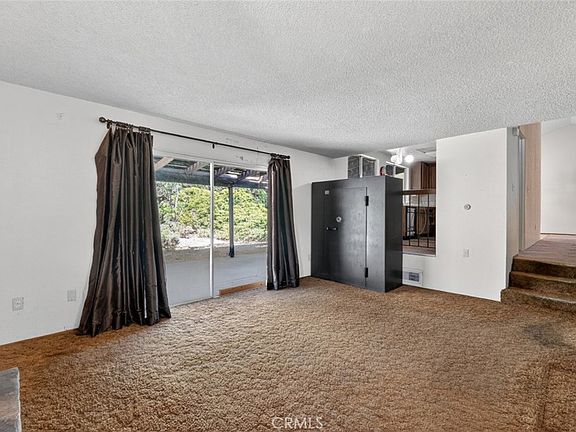 4th image of 1204 Squire Ct
