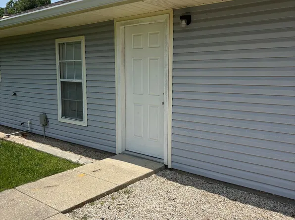 1706 McLaurin St, Waveland, MS 39576