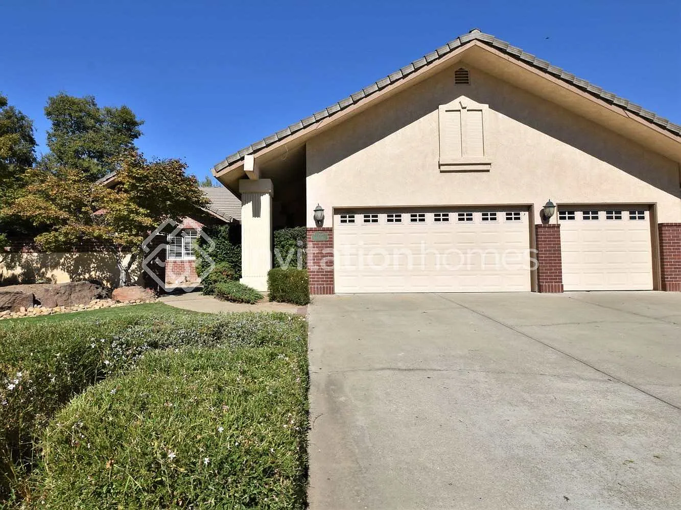 2209 Saint Anton Dr Lodi, CA 95242 — Photo 1