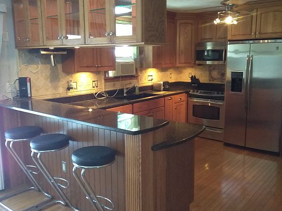 solid oak cabinetry