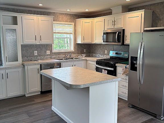 2nd image of 34 Elm Ln