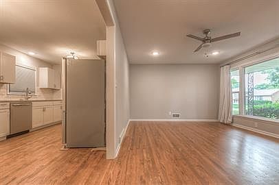 5th image of 8312 E 105th St
