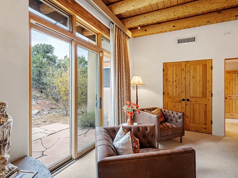 4B Lodge Cir #4B — Photo 17