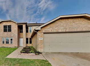 6800 Lake Jackson Dr, Arlington, TX 76002