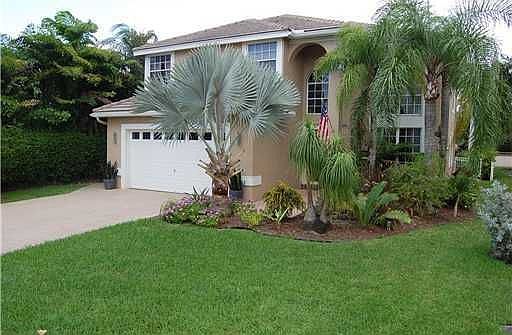 5th image of 12204 Glenmore Dr