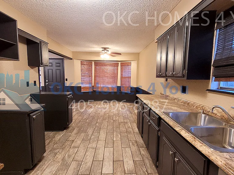 1504 Apollo Rd — Photo 10