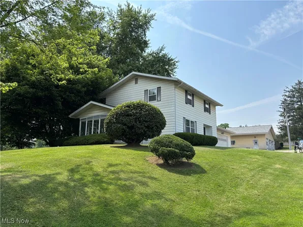 3355 Maysville Pike, Zanesville, OH 43701