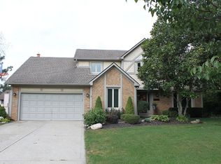 5046 Donegal Cliffs Dr, Dublin, OH 43017