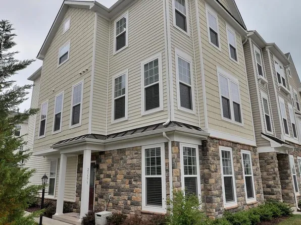 23573 Kingsdale Ter, Ashburn, VA 20148
