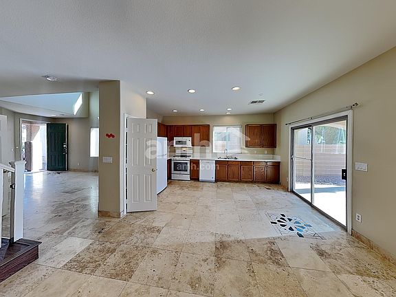 5th image of 6327 Hamilton Grove Ave