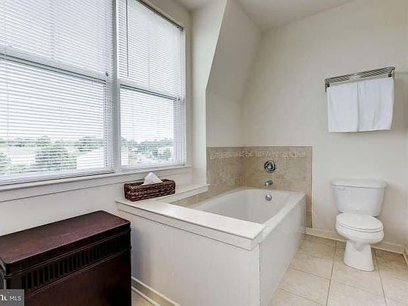 3rd image of 1416 Laurel Wood Way