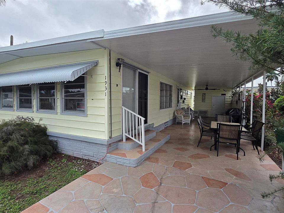 1st image of 1931 SW 85th Avenue