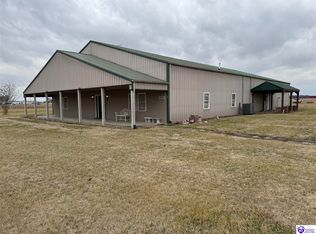 450 McGill Ln, Lewisport, KY 42351