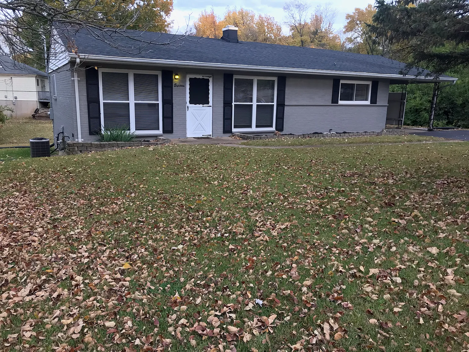 18 Country Squire Ct photo 1