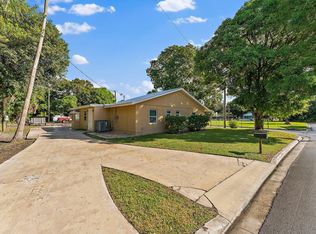 1002 Avenue Ave E, Fort Pierce, FL 34950