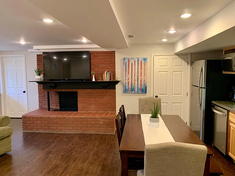 1146 Poly Dr — Photo 14
