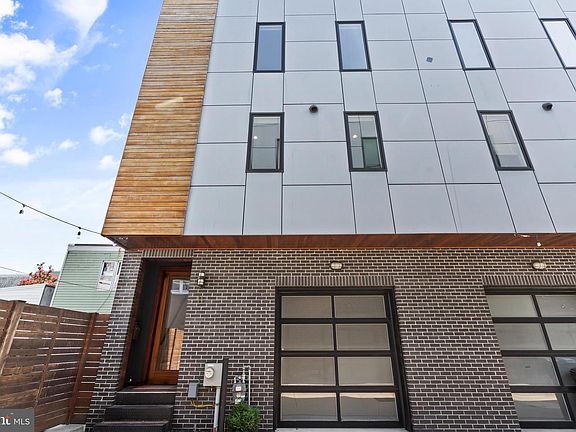 4th image of 412 Moyer 24 St #11