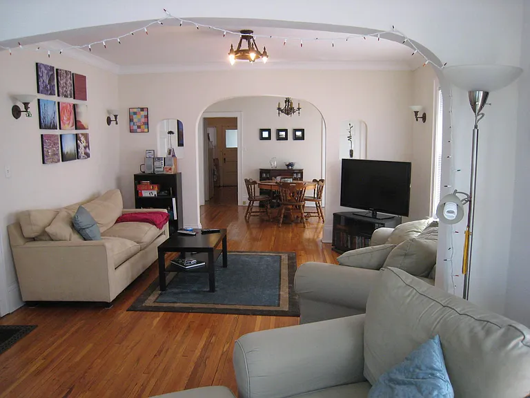 1822 Portland Ave — Photo 3