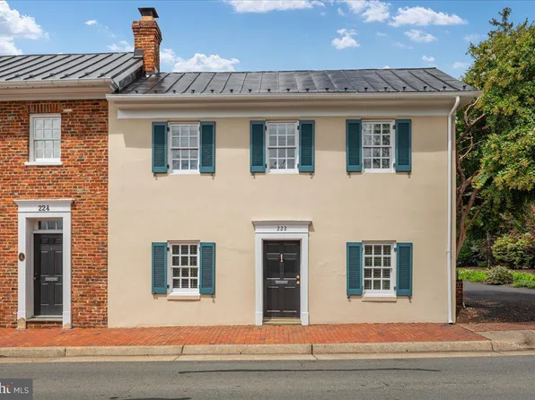 222 W Market St, Leesburg, VA 20176