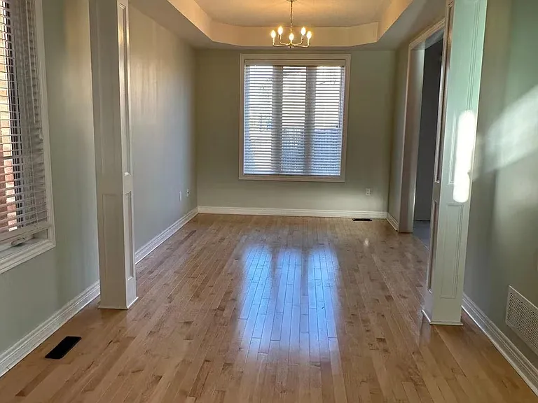11 Ivory Silk Dr — Photo 4