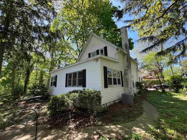 836 Dushane Ct, South Bend, IN 46616