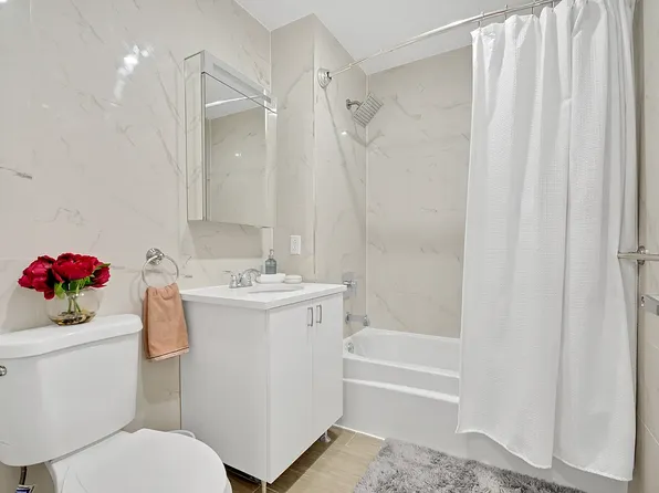 11-28 31st Drive image 19 of 33