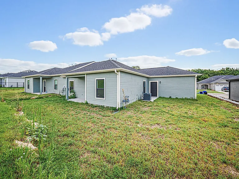 1704 Kenneth Dr — Photo 25