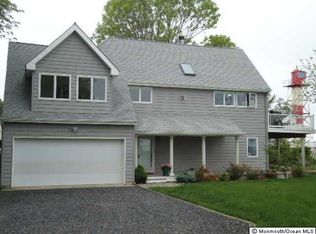 1 Roop Ave, Middletown, NJ 07748