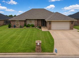 3101 White Tail Dr, Altus, OK 73521