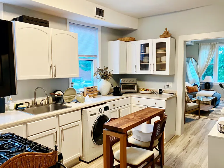 2417 N Washtenaw Ave #2 — Photo 3