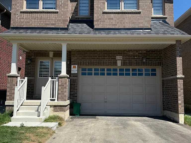 239 Palace St — Photo 1
