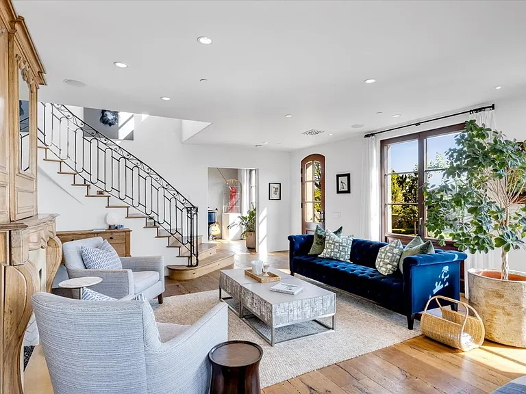 31512 Bluff Dr — Photo 9