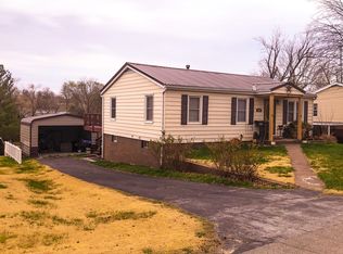 604 Churchill Rd, Fulton, MO 65251