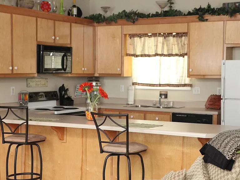 415 Hargrove Rd E #4X3 — Photo 5