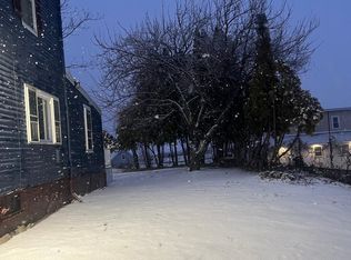 305 Grove St #2, Woonsocket, RI 02895