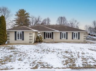 517 King Arthur Dr, Franklin, IN 46131