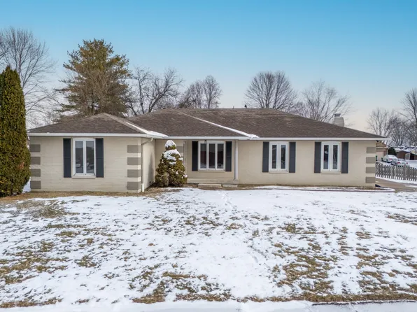 517 King Arthur Dr, Franklin, IN 46131