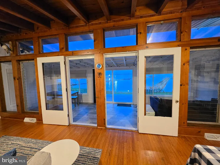 32172 River Rd — Photo 8