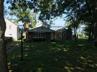 13 Lakeshore Rd, Westport, MA 02790