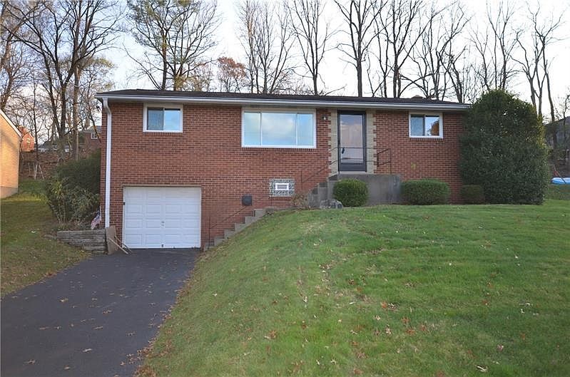 1st image of 149 Skylark Dr